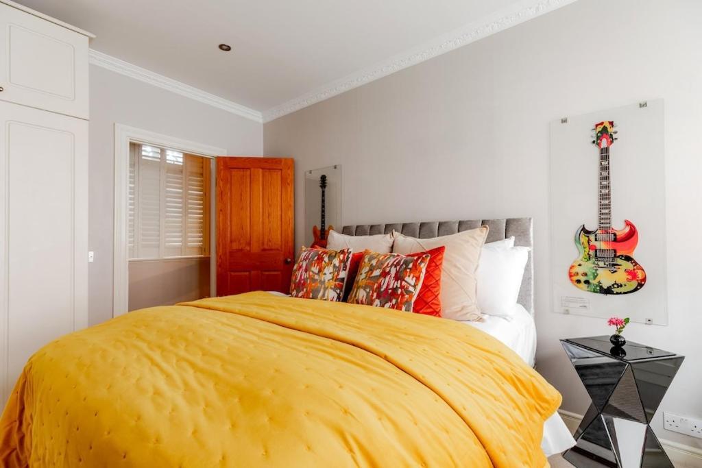 Revamped & Luxxe For Covent Garden Lovers! Adorable City Home For Families & Friends Londen Buitenkant foto