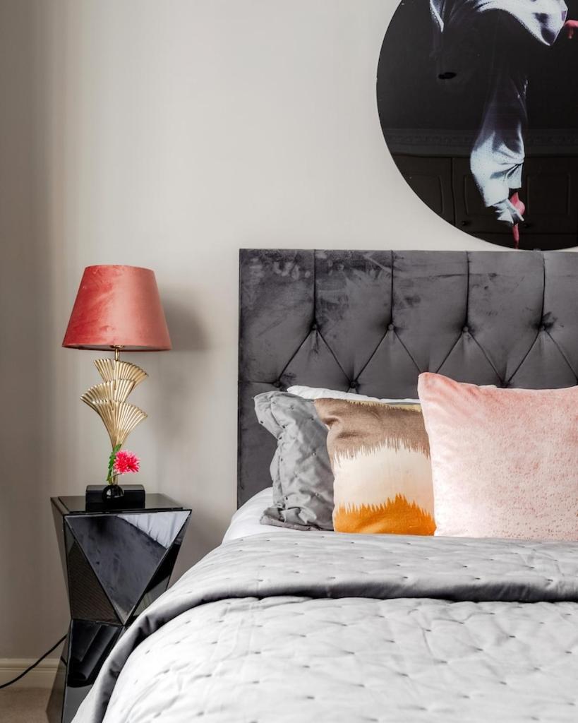 Revamped & Luxxe For Covent Garden Lovers! Adorable City Home For Families & Friends Londen Buitenkant foto